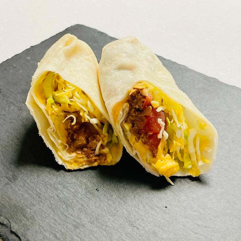 タコス&チーズブリトー(パスタとブリトー Torebi-ya)