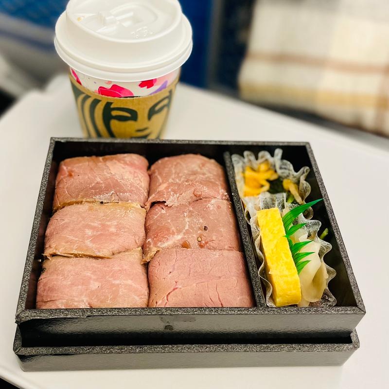 笹八調製　創作寿司ローストビーフ(プレシャスデリ東京)