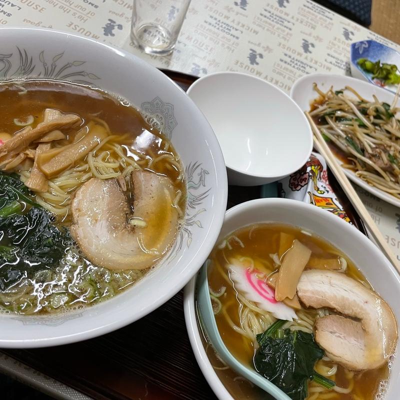 レバニラ　ラーメン(花屋食堂)