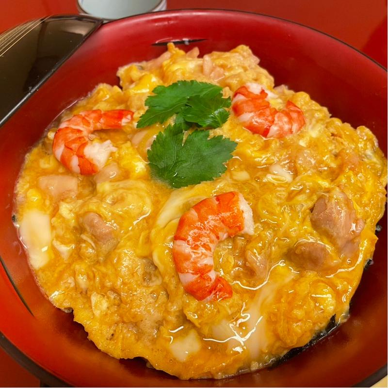 特盛地鶏親子丼(鳥茶屋 別亭 （とりぢゃや）)