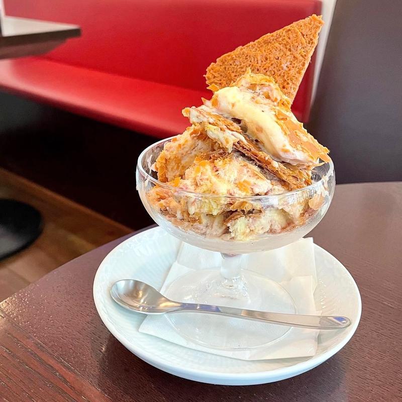 いちごのミルフィーユ(CAFE FACON （カフェ ファソン）)