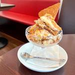 いちごのミルフィーユ(CAFE FACON （カフェ ファソン）)