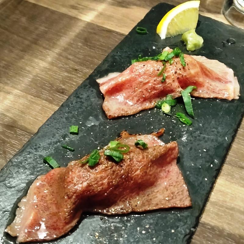 黒毛和牛赤身炙り寿司(牛タン ふかざわ 大井町店 )