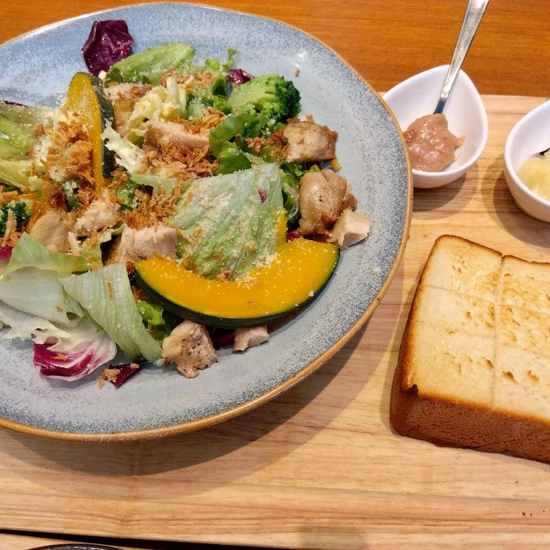 サラダランチ(THE base ASAKAYAMA CAFE DINING)