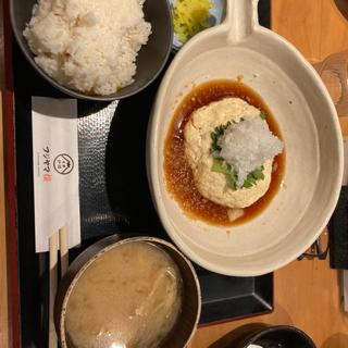 豆腐ハンバーグ定食(大衆酒場 フジヤマ桜)