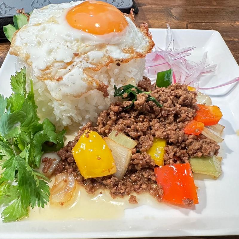 ガパオライス大盛り(WAIWAIアジアのヌードルやさん)