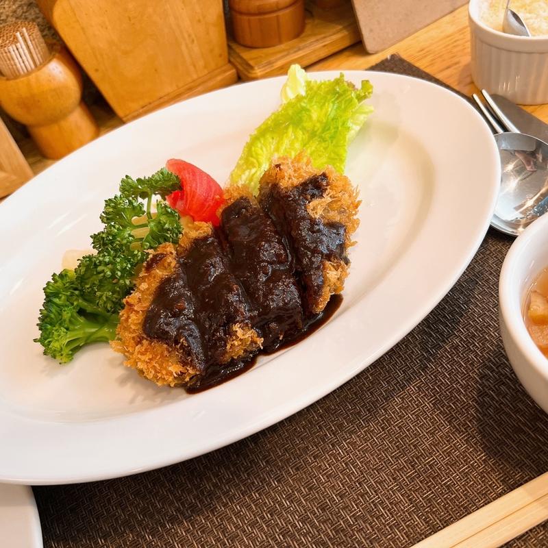 ビーフカツランチ(グリル 小川)