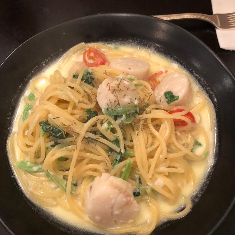 帆立とほうれん草のクリームパスタ(オステリア オカベ （Osteria Okabe）)