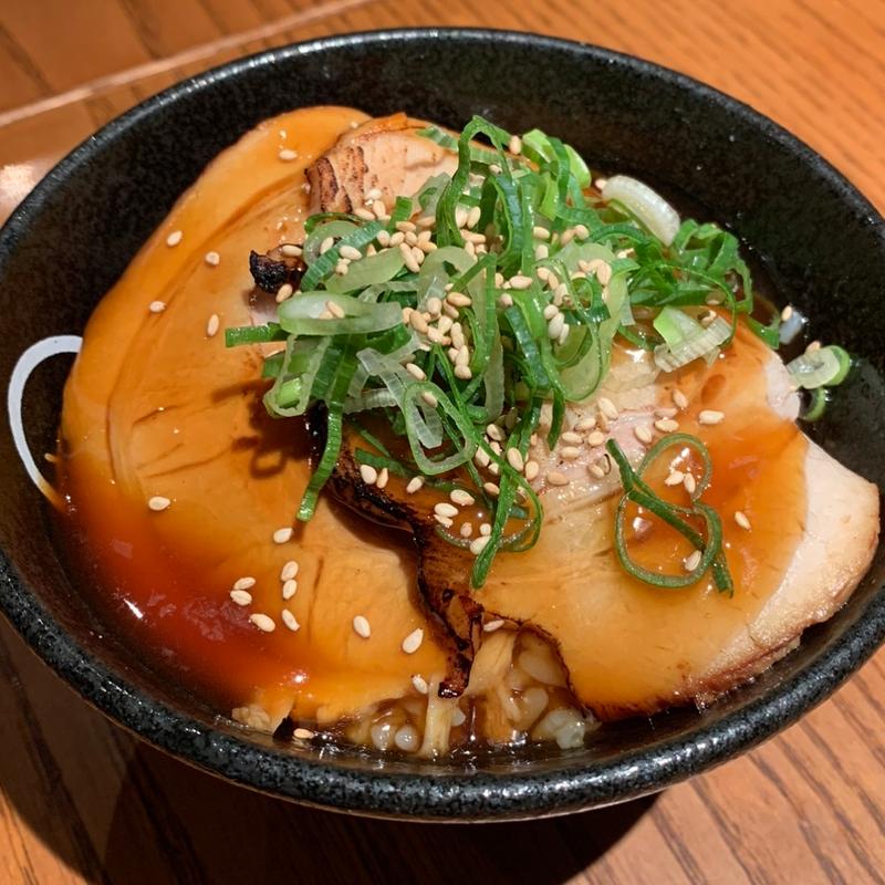 チャーシューご飯(麺やすする)