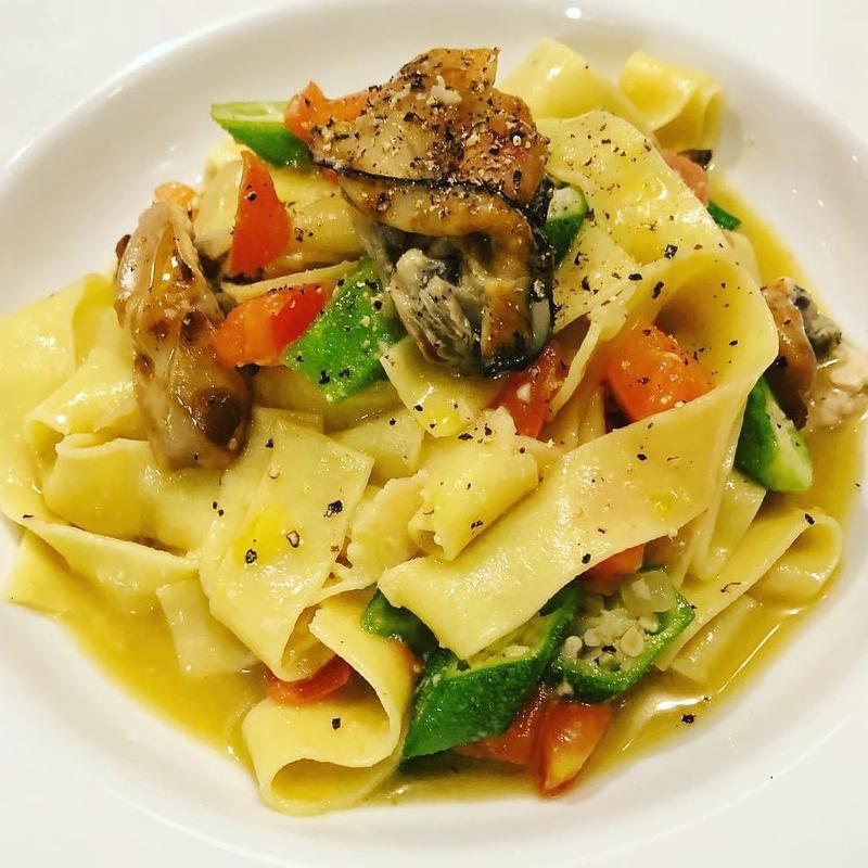 牡蠣とオクラのフェットチーネ(レストラン ボンジョリーナ 高円寺)