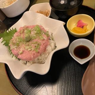 ネギトロ丼(味工房 さくら亭)