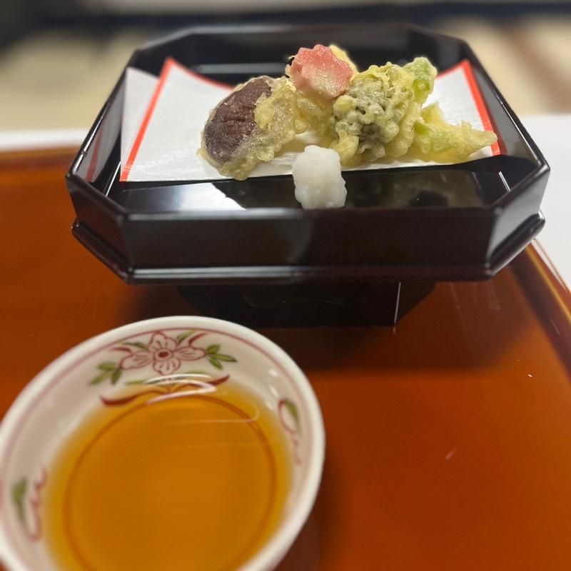 (萬重 （まんしげ）)