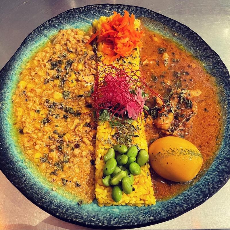 (スパイスカリー銀座半月)