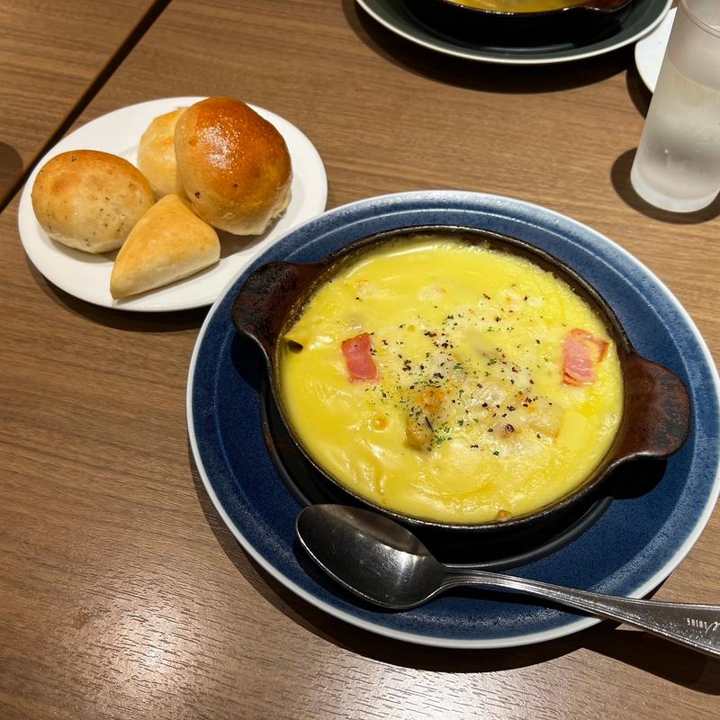 チキンとベーコンのクリームグラタン(バケット くずはモール店)