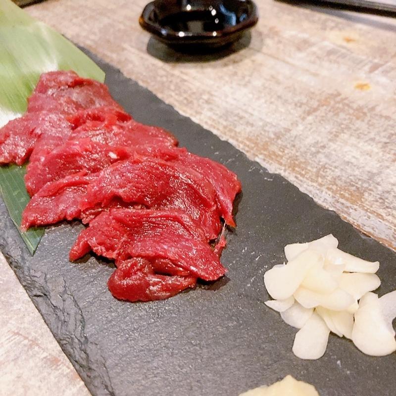 赤身馬刺（2人前）(旨倖)