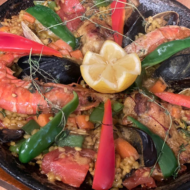 ミックスパエリア(2人前)(エラルテ スペイン料理)