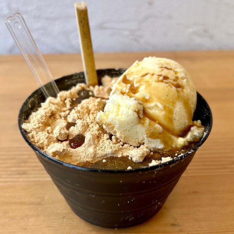 2個入わらびもちバニラアイス(甘味処鎌倉 鎌倉小町通り店)