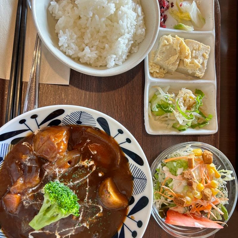 煮込みハンバーグ(CAFFE 風みどり （カフェ カザミドリ）)