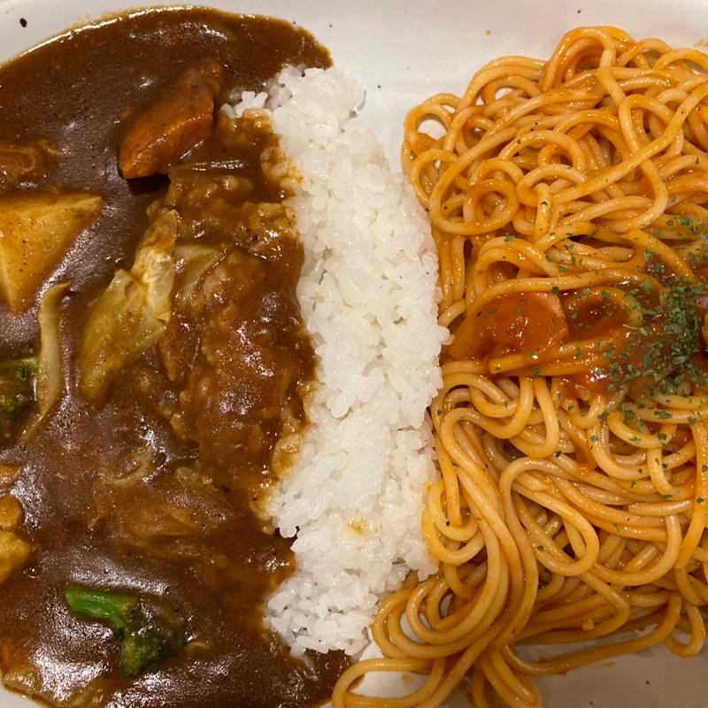 野菜カレーとナポリタン(カレー専門店　パピー 元住吉駅前店 )