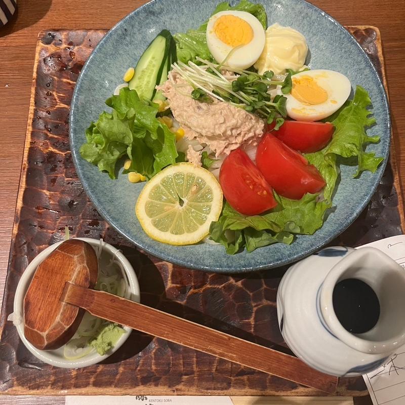 サラダうどん(謙徳蕎麦家 ピアタ本店)