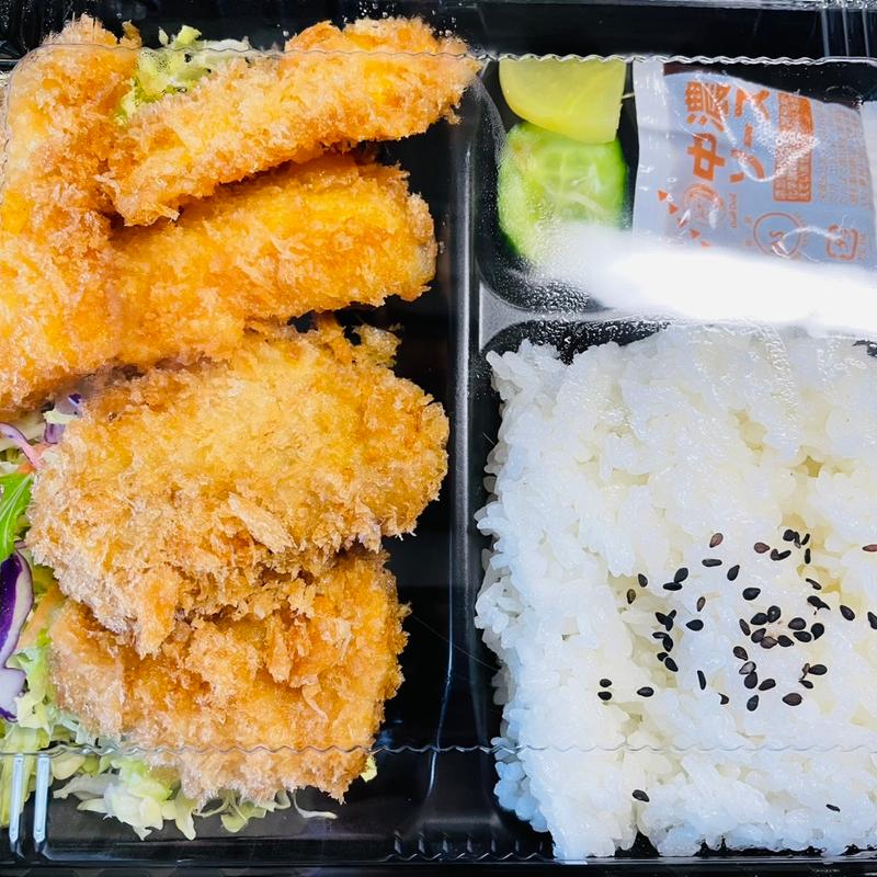 ヒレカツイカフライ弁当(キッチンとんとん)
