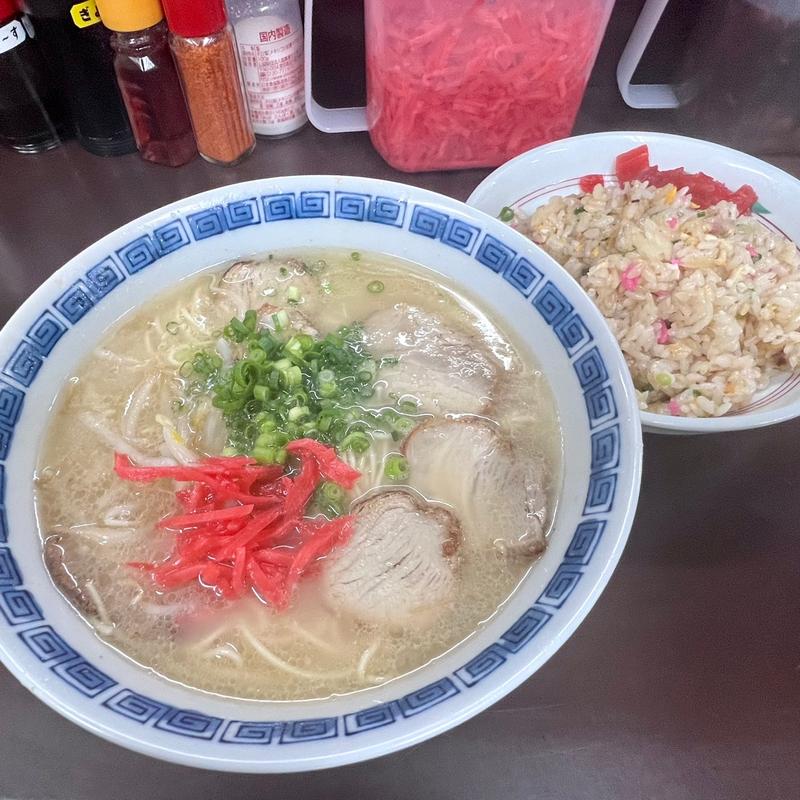 ラーメン➕焼き飯小(月天)