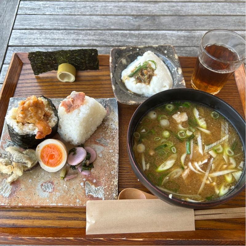 銀月舎のお肉定食(山とおむすび 銀月舎)