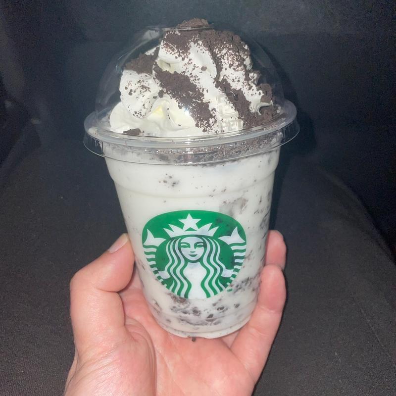 スヌーピーバニラクリームフラペチーノwithクラッシュクッキー(スターバックスコーヒー 津島大坪店)