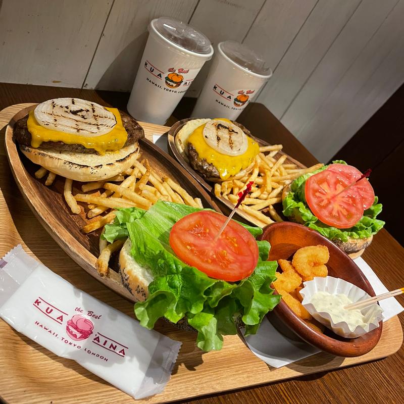 チーズバーガー(KUA`AINA なんばパークス店)