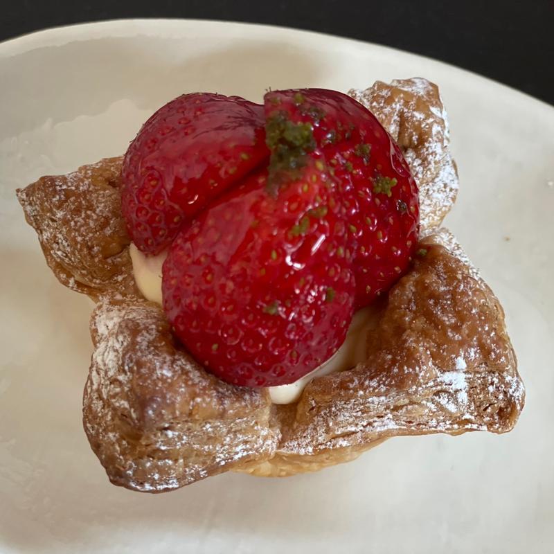 花いちごのパイ(いちびこ南町田グランベリーパーク店)