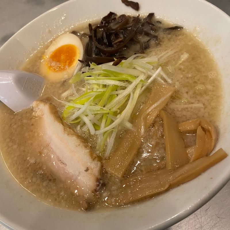 とんこつ塩(ラーメン哲學)