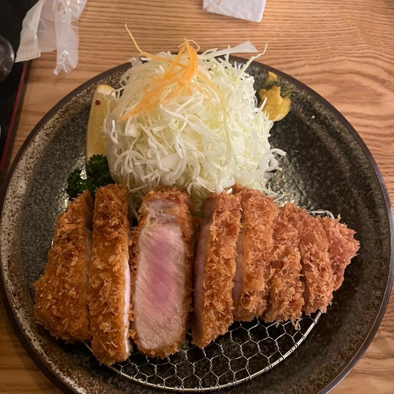 (とんかつ光（あかり）冷泉公園店)