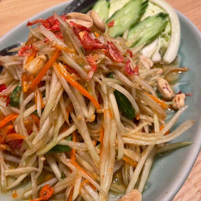 ソム・タム 【青パパイヤの サラダ】(クルン・サイアム 新横浜店)