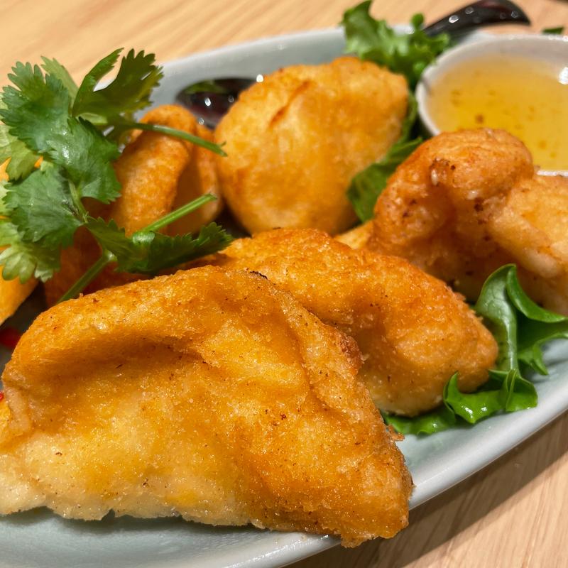 トード・マン・クン/むちむちエビのさつま揚げ(クルン・サイアム 新横浜店)