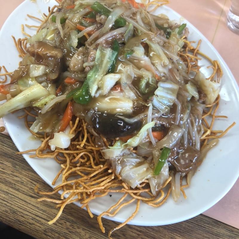 揚げ焼きソバ(九州中華料理店 （キユウシユウチユウカリヨウリテン）)