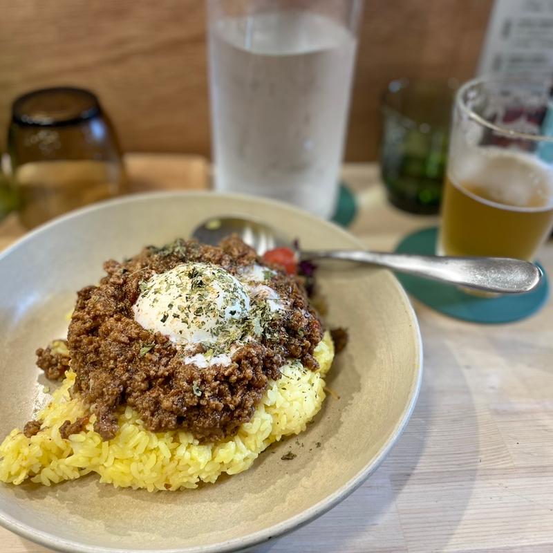 温泉卵のせキーマカレー(スパイセッシュ)