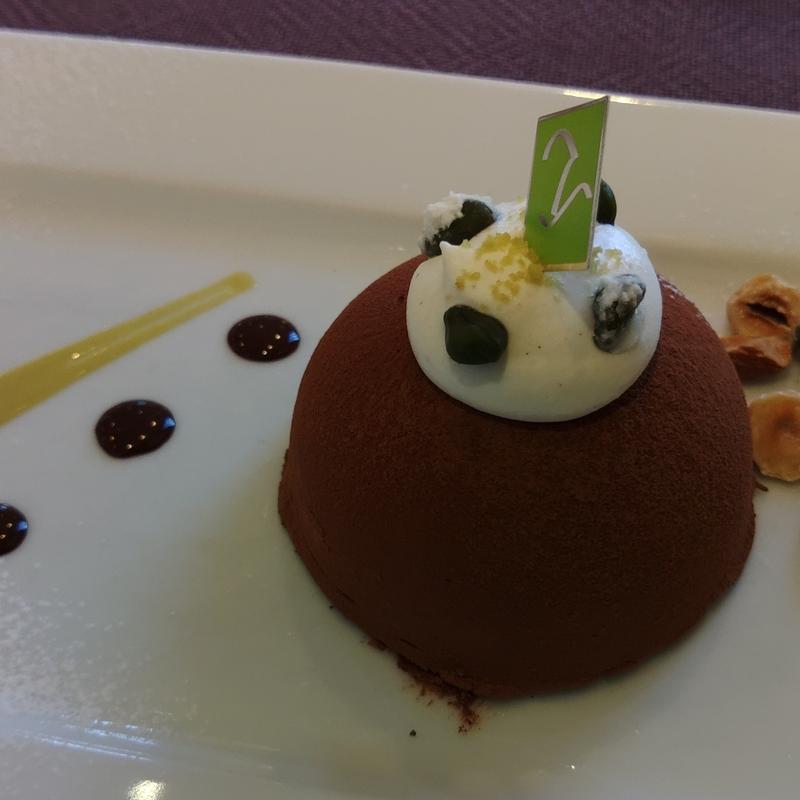 チョコレートケーキ(一夜城ヨロイヅカファーム)