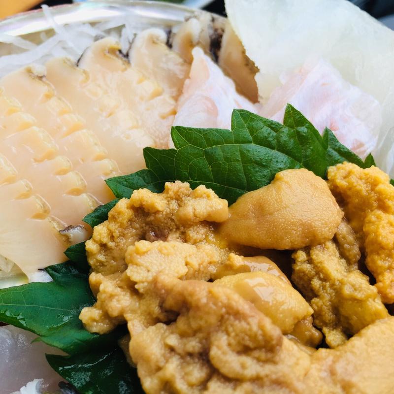 極上海の幸丼ぶり(丸健水産 （まるけんすいさん）)