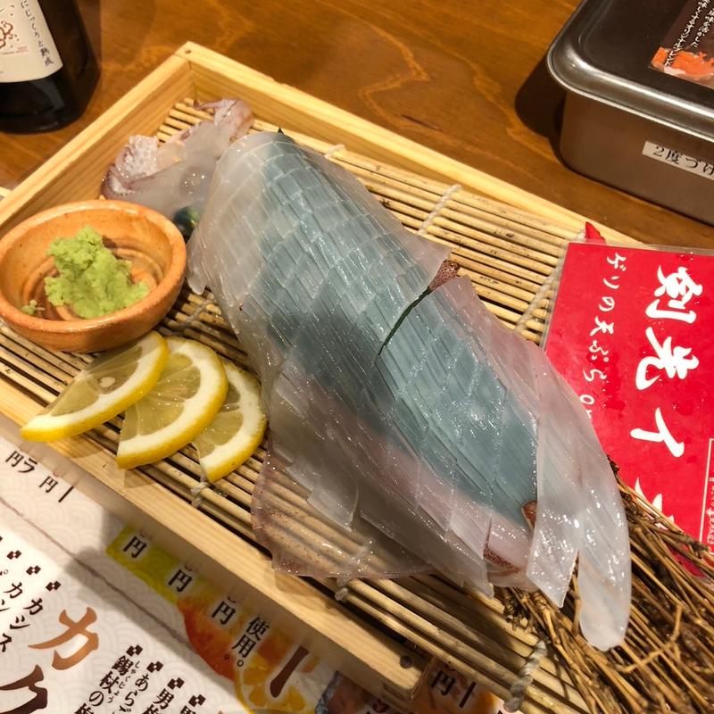 活イカ刺し(炭火焼鳥・活きイカ・長州水炊き こてつ)