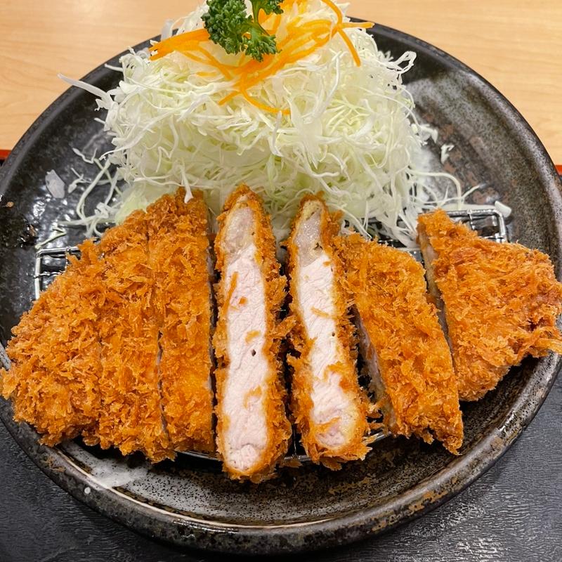 宝山豚ロースカツ定食(山かつ トツカーナ店)