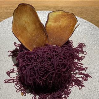 紫芋の生搾りモンブラン