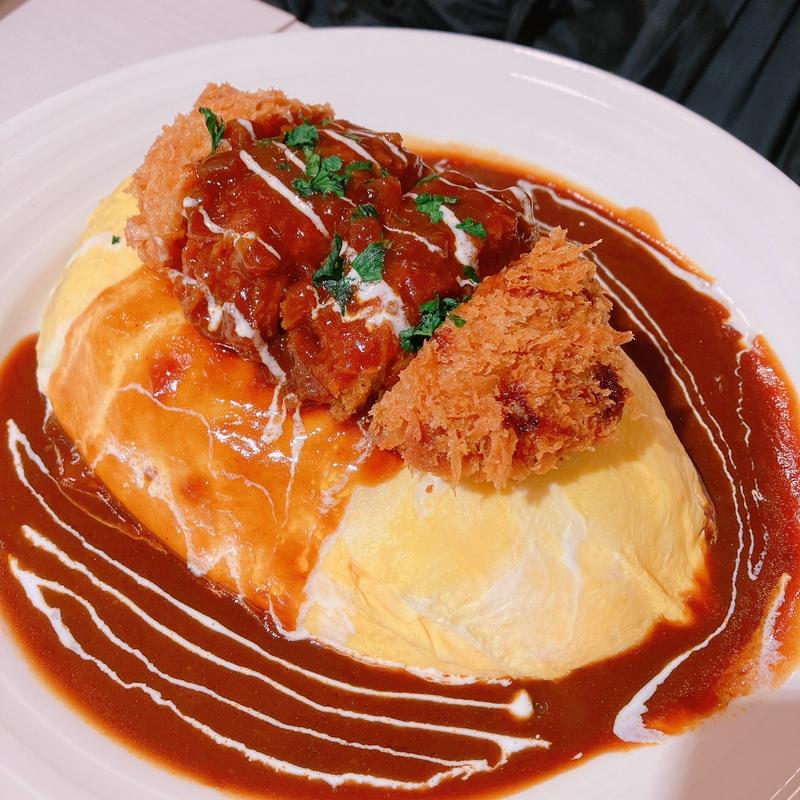 ポム豚かつのハヤシソースオムライス(ポムの樹 相鉄ジョイナス店)