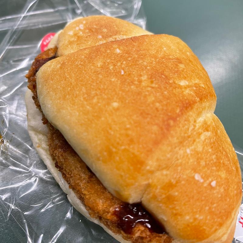 コロッケパン(デイリーヤマザキ 京急久里浜駅東口店)