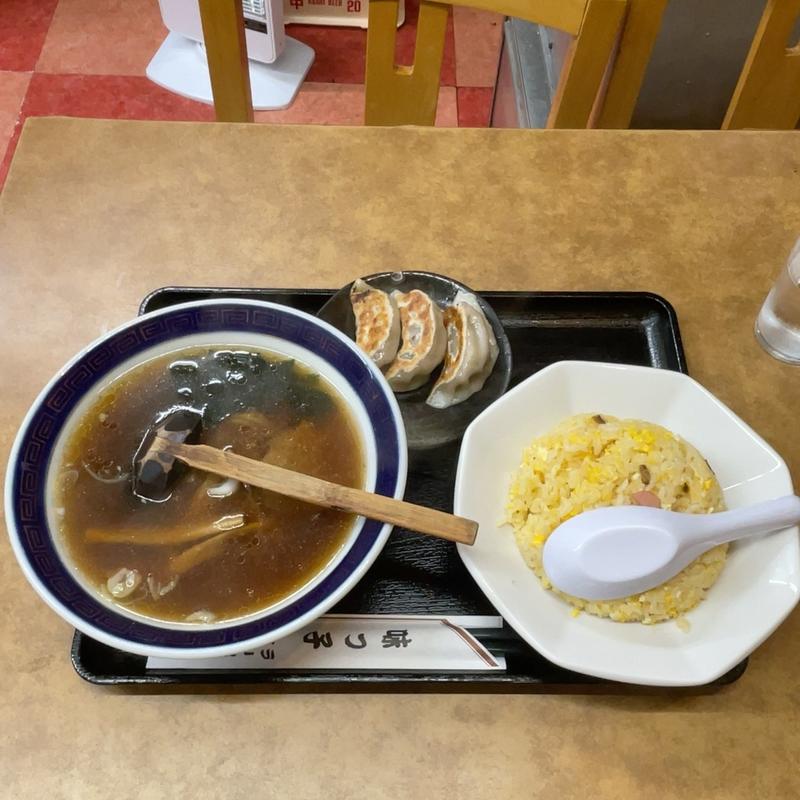 ハーフセット(半ラーメン,半チャーハン,半餃子)(味っ子)