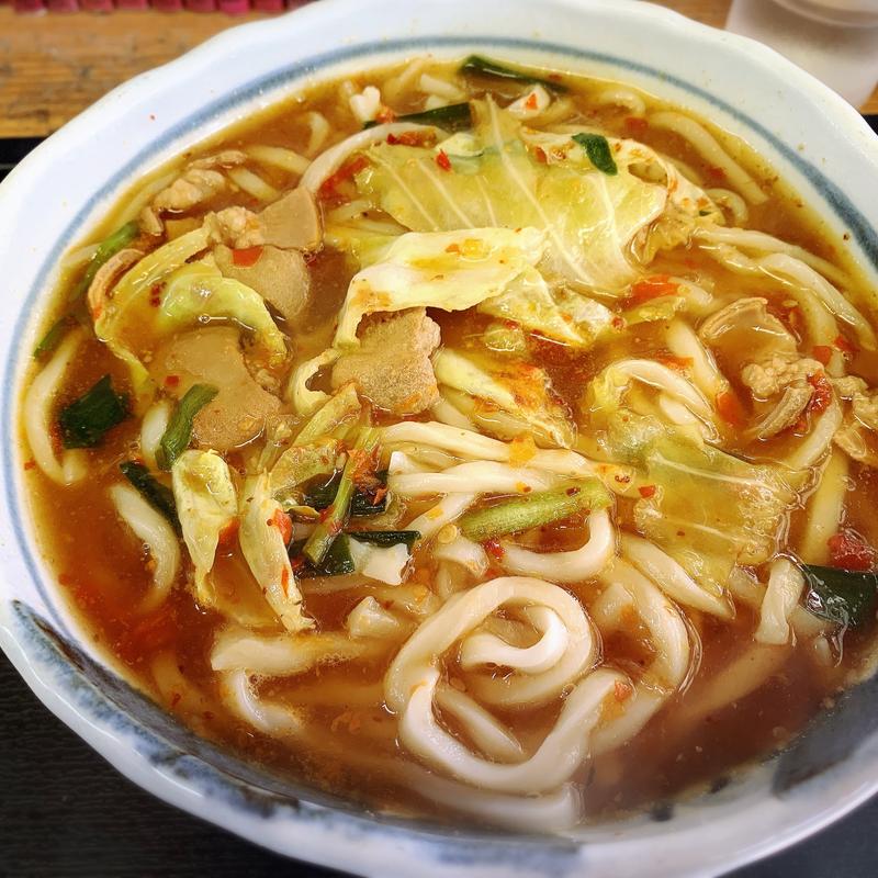 もつうどん5辛（大盛）(神風亭)