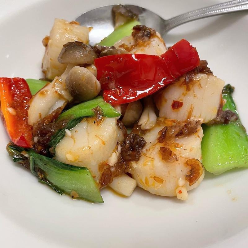 ホタテ貝のXO醬炒め(小籠包専門店 七福)