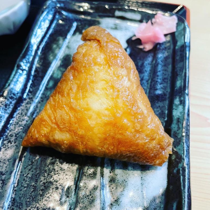 いなり(手打ち 博多古うどん 萬栄)