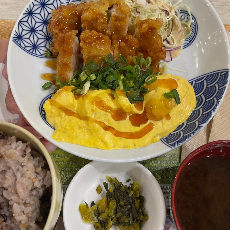 たまごゴロゴロ黄金タルタルチキン南蛮定食(EggFarm鳥玉イオンライカム店)