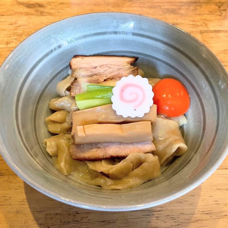 油そば(だしと麺 遊泳)