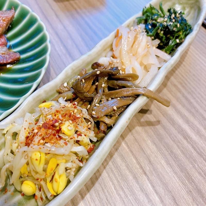 ナムル盛り合わせ(近江焼肉ホルモンすだく 広島店)